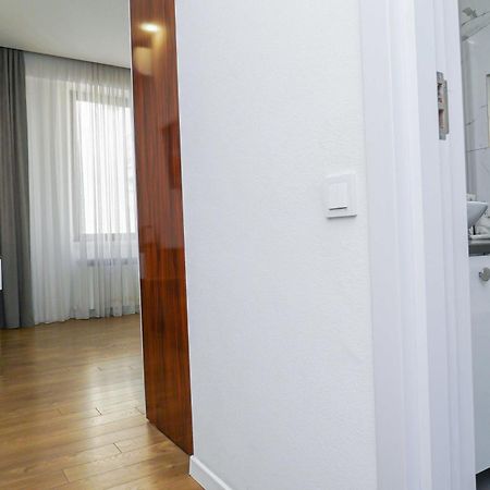 Hotel Type Rooms On Avenue Melikishvili, City Center Tiflis Exterior foto